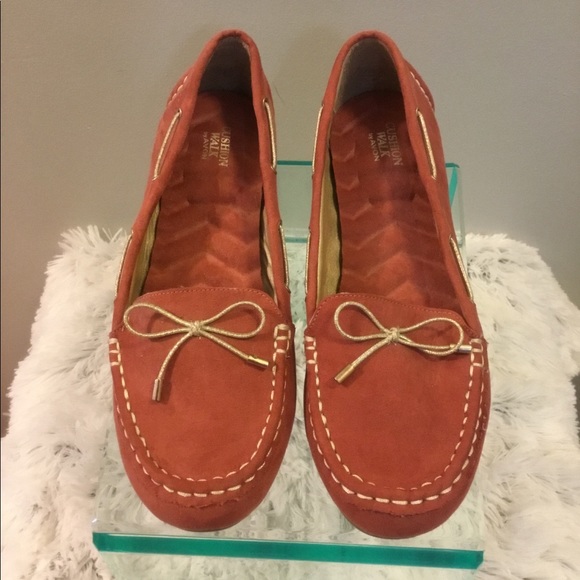 cushion walk loafers